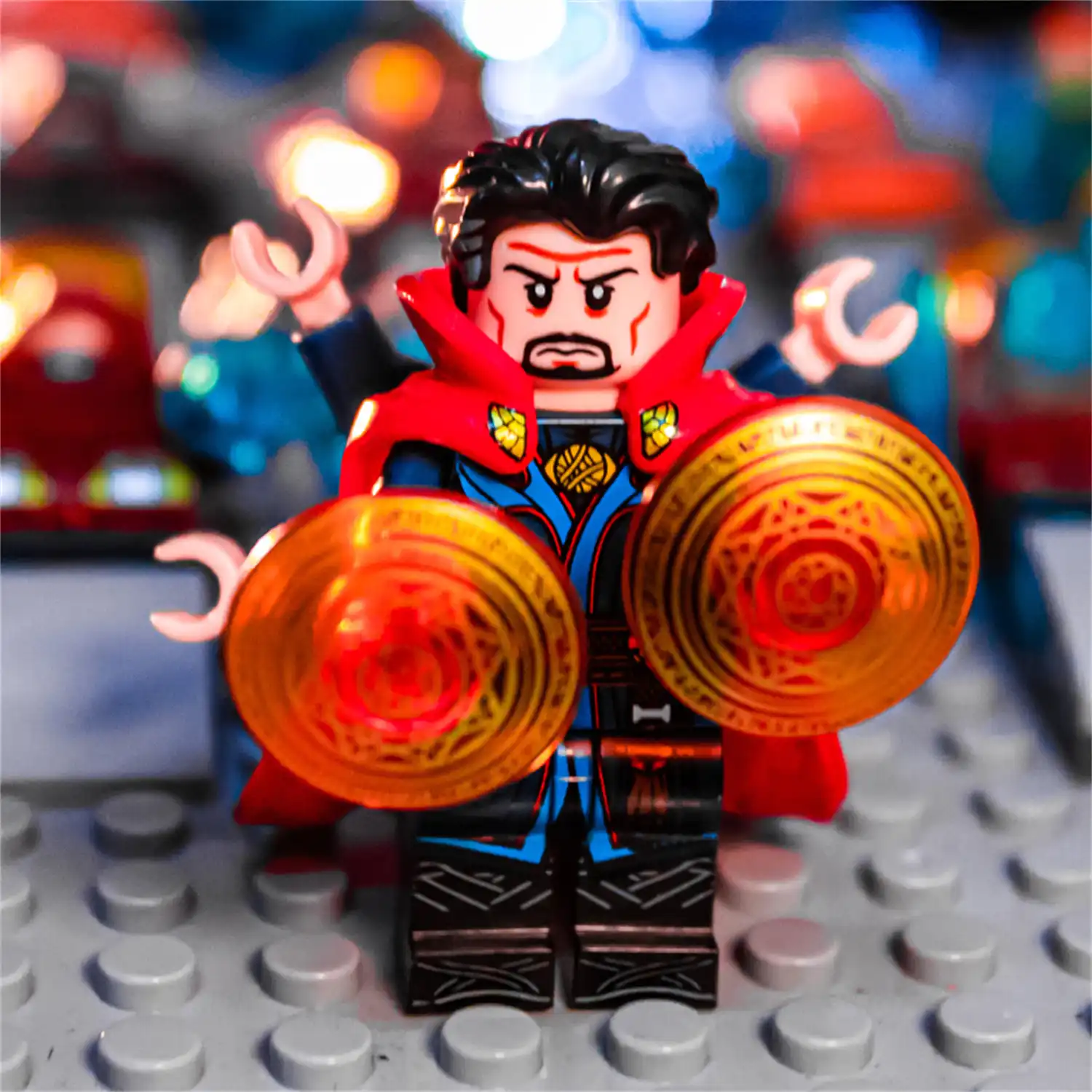Minifigure - Doctor Strange​​ movie version with four arms (LEGO Alternative)
