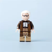 the front of the Minifigure – Carl Fredricksen Up (LEGO Alternative)