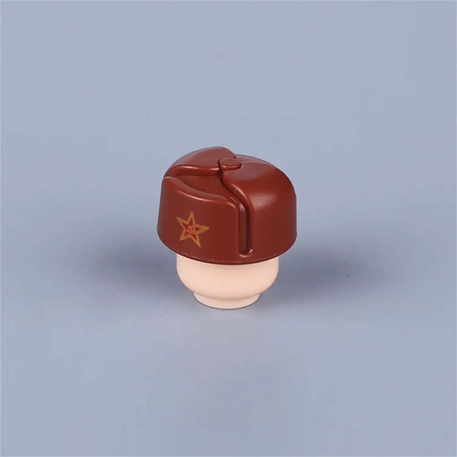 Custom Piece – winter hat brown ushanka style cap with a yellow star emblem – 3D Print for LEGO minifigure