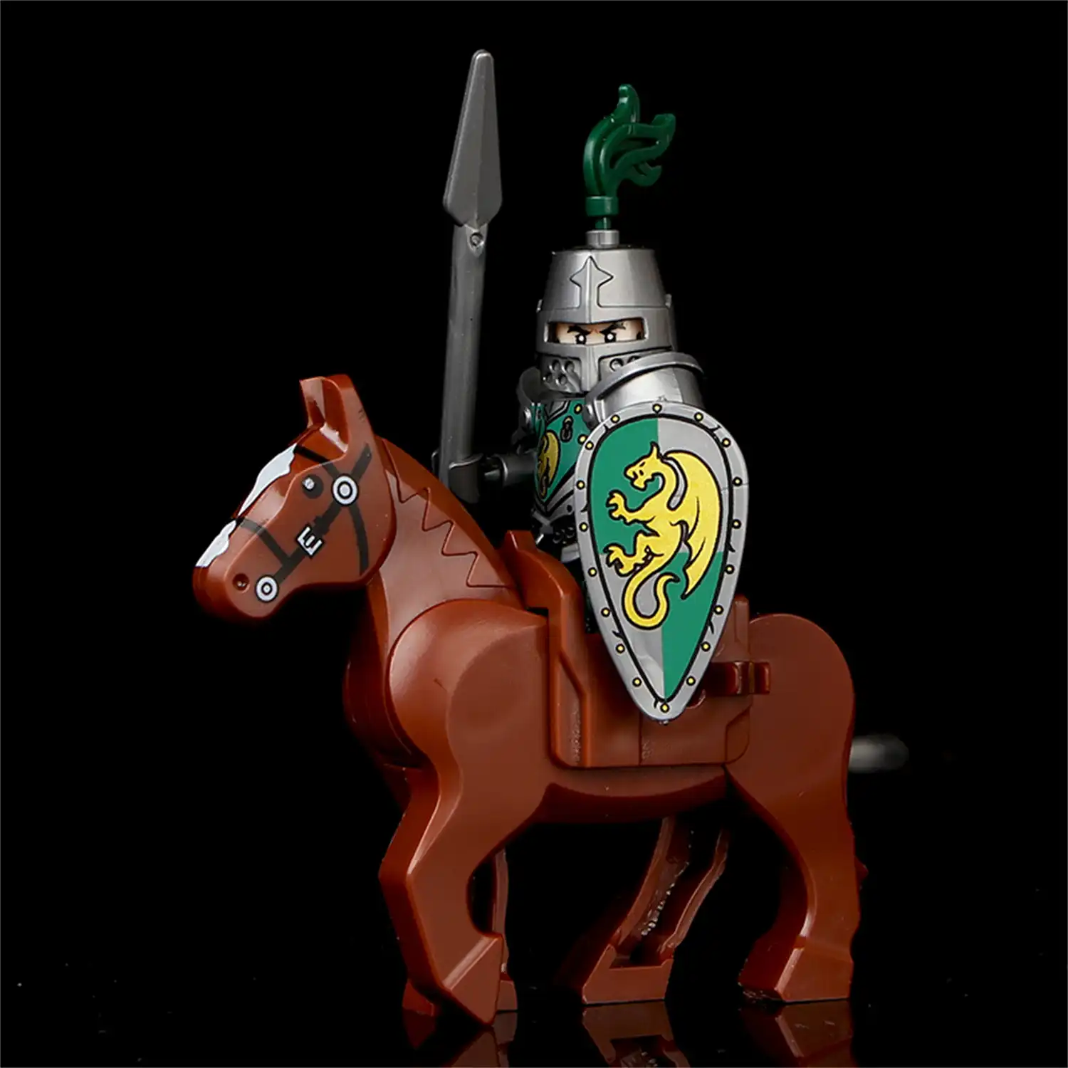 Minifigure Green Dragon Knight on warhorse LEGO Alternative