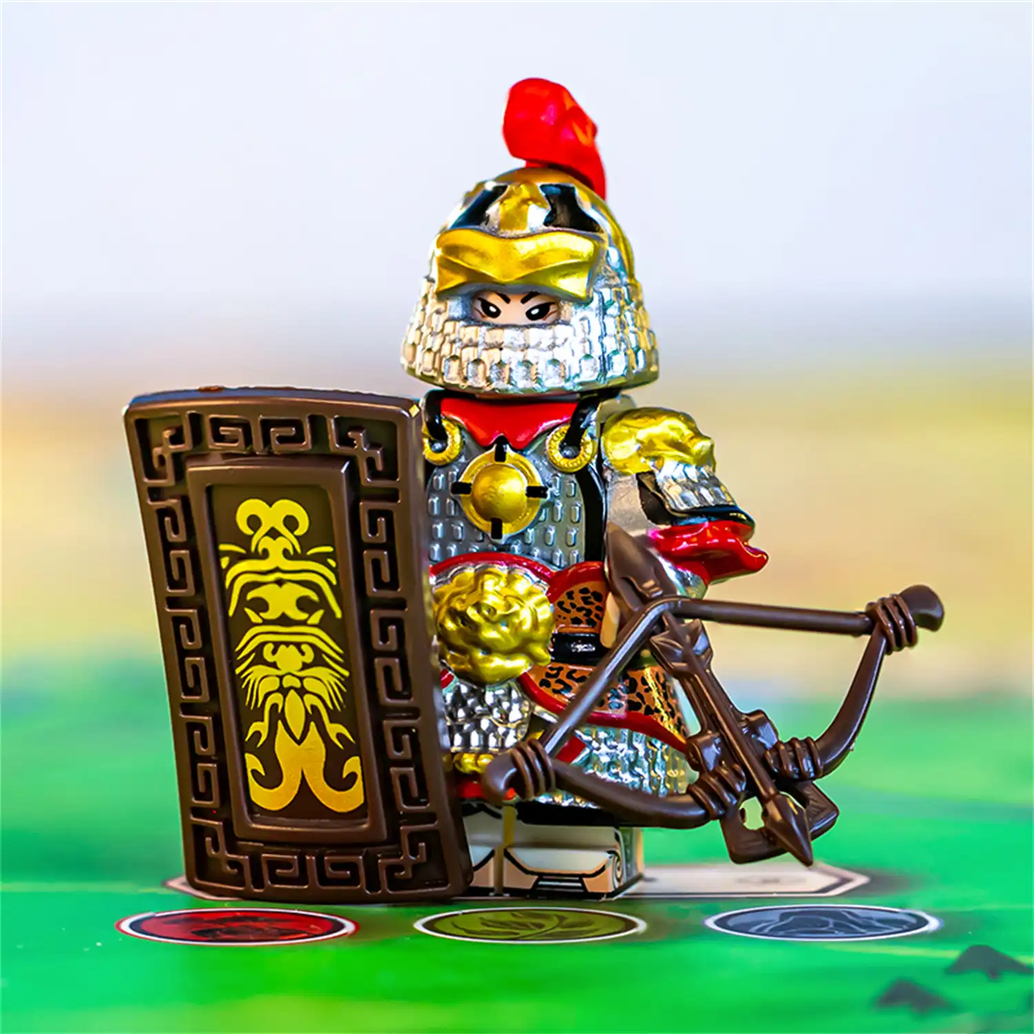 Minifigure crossbowman China Song Dynasty heavily armored LEGO Alternative