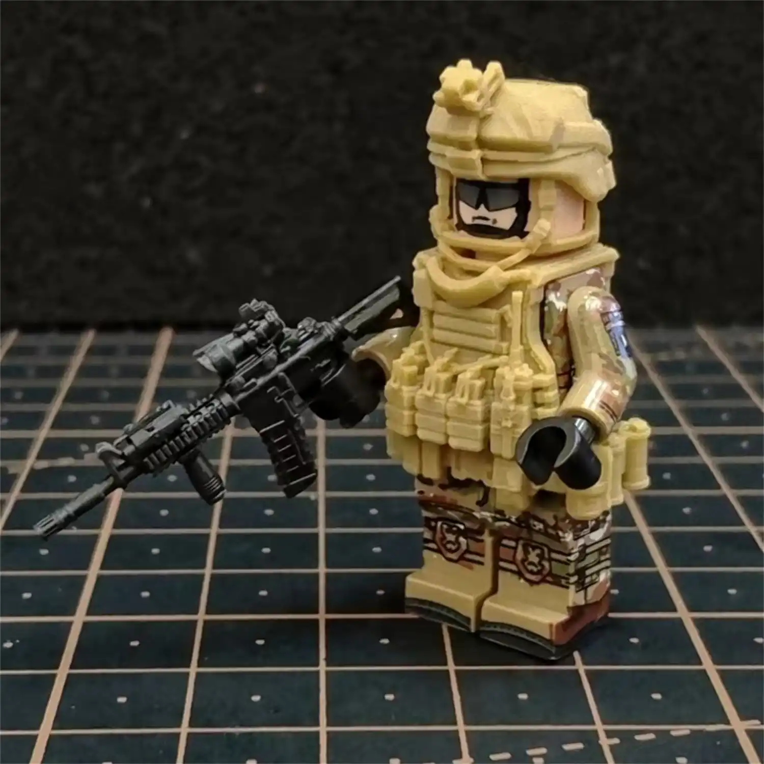 Minifigure - modern soldier rifleman in MultiCam camouflage (LEGO Alternative)