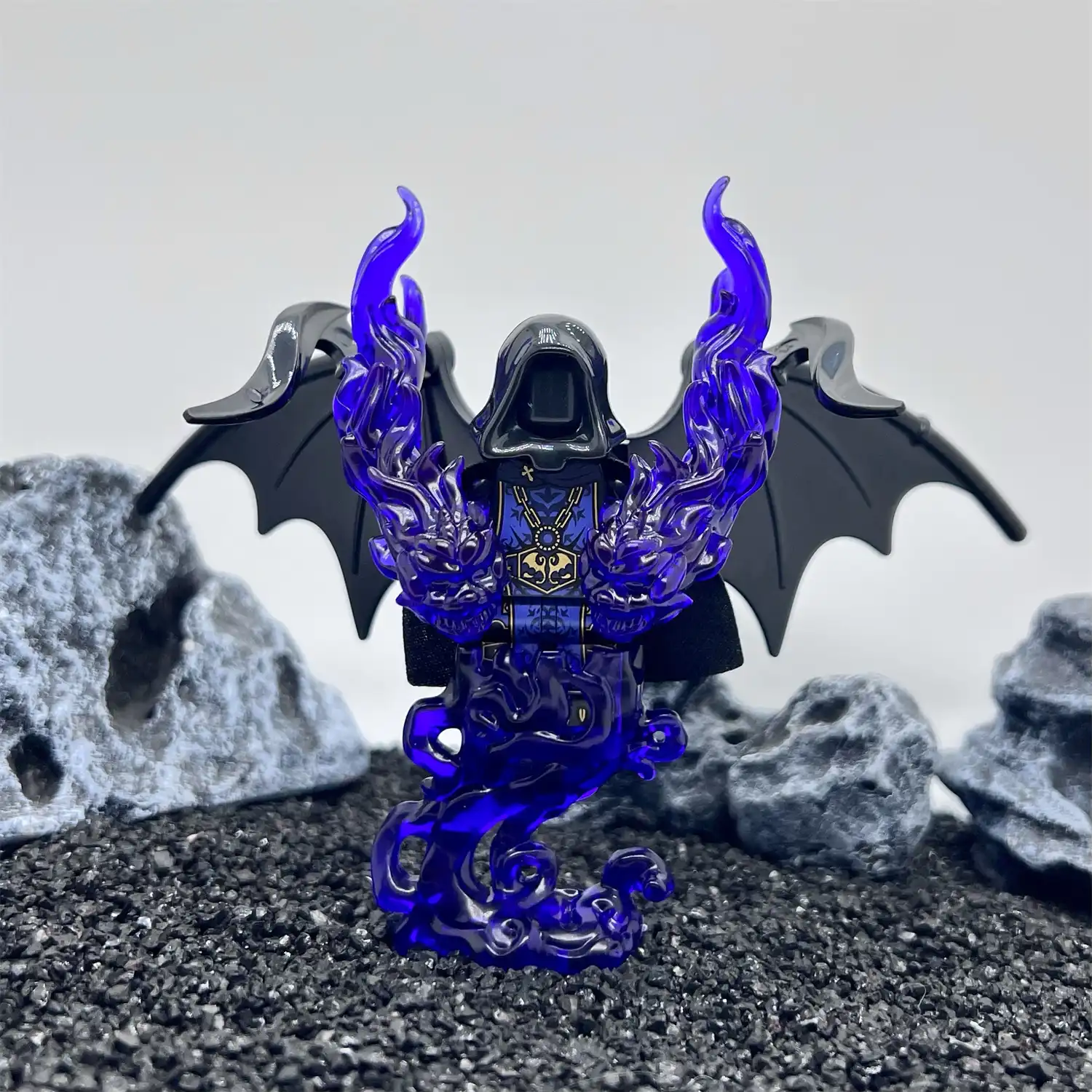 Minifigure – Abyss Demon with purple flame (LEGO Alternative)