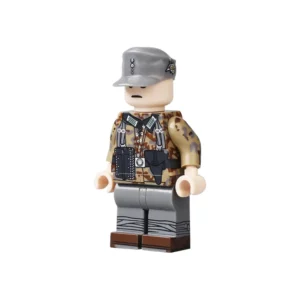Minifigure – German NCO soilder Obergefreiter Unteroffizier in a camouflage smock during WWII (LEGO Alternative)