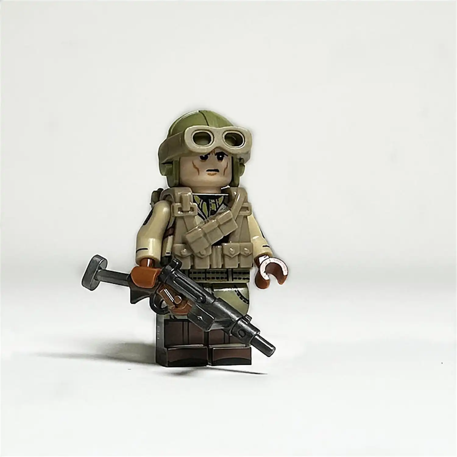 Minifigure – John Richardson Alison Major of Band of Brothers (LEGO Alternative)