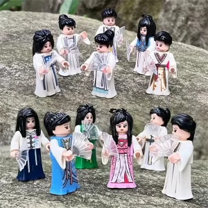 Minifigures – girls dressed East Asian style robes or gowns (LEGO Alternative)