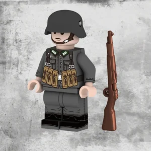 Minifigure - German Army (Heer) infantryman from the mid-to-late period of World War II (LEGO Compatible)