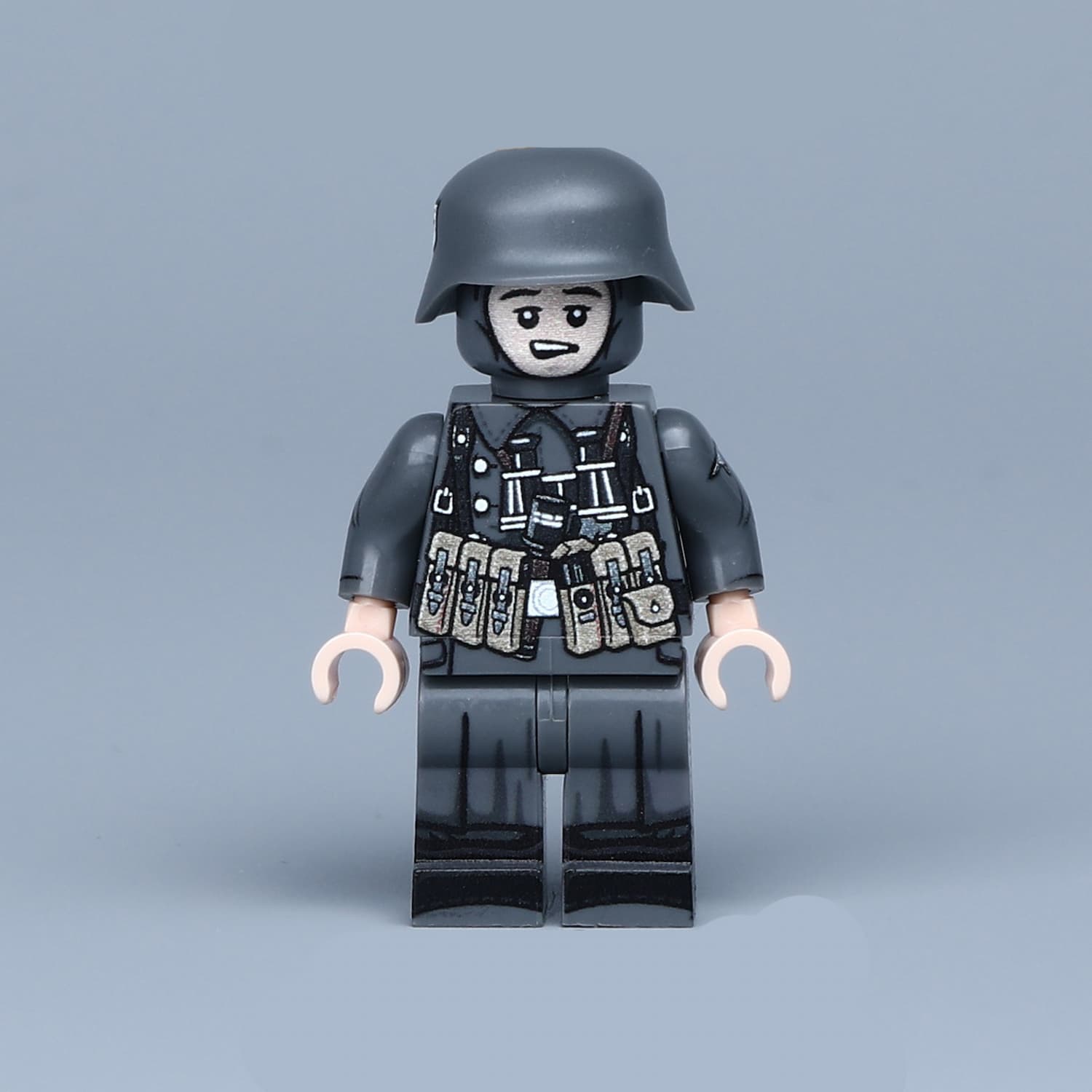 Minifigure - German Army (Heer) soldier from the World War II (LEGO Compatible)