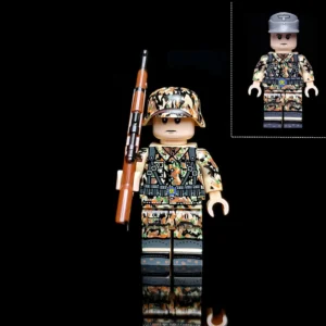 Minifigure - a German Doomsday Camouflage Soldier from World War II (LEGO Compatible)
