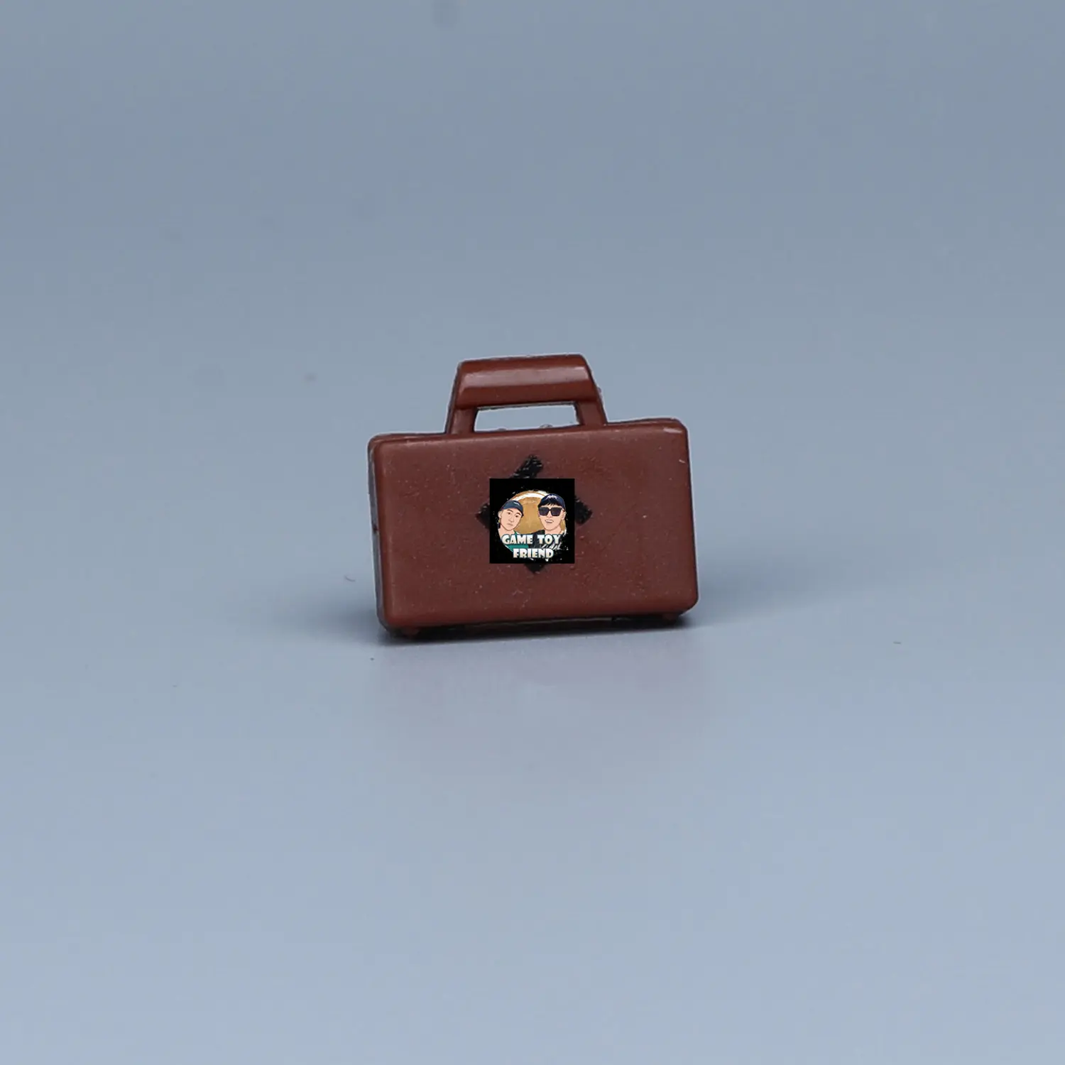 Custom Piece Miniature – army military briefcase or dispatch case molded in a brown color printed with German swastika (Hakenkreuz) symbol – 3D Print for LEGO minifigure