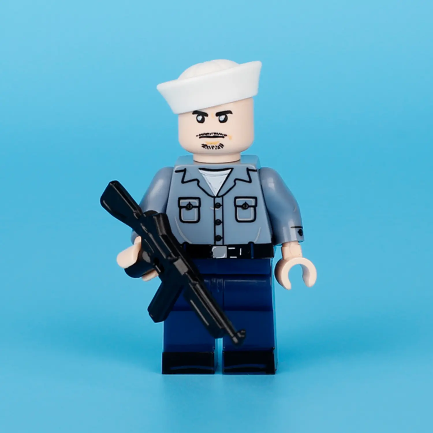 Minifigure - United States Navy sailor from the World War II - LEGO Compatible Minifigure - United States Navy sailor from the World War II - LEGO Compatible