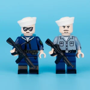 Minifigure - two United States Navy sailors from the World War II - LEGO Compatible Minifigure - two United States Navy sailors from the World War II - LEGO Compatible