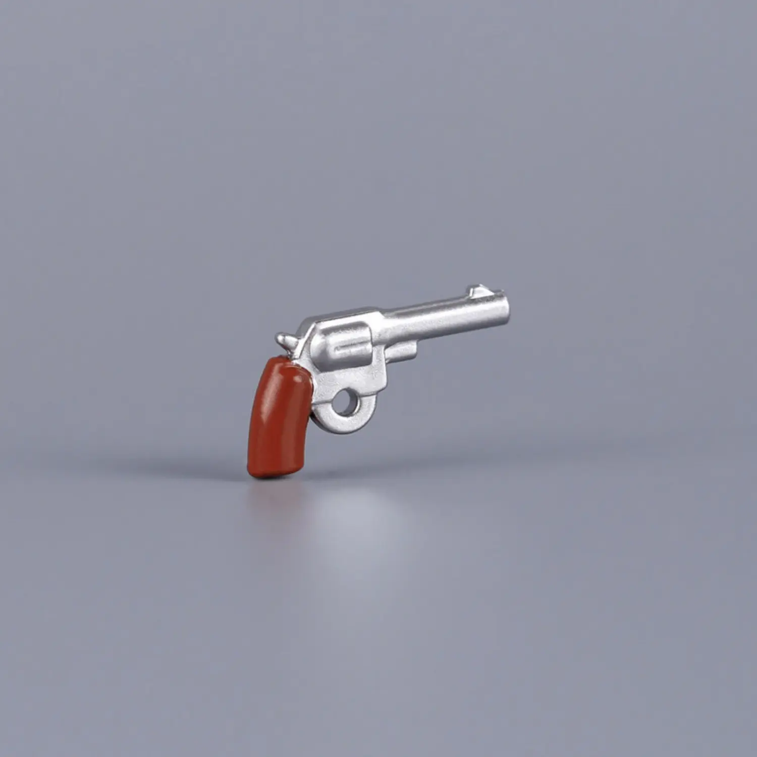 Custom Piece Miniature – Classic Western Revolver Colt SAA (Bright Silver & Wood Grip) – 3D Print for LEGO Minifigure