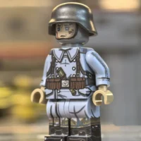 Minifigure - German Anti-Aircraft Artillery Soldier (Winter) WWII (LEGO Compatible)