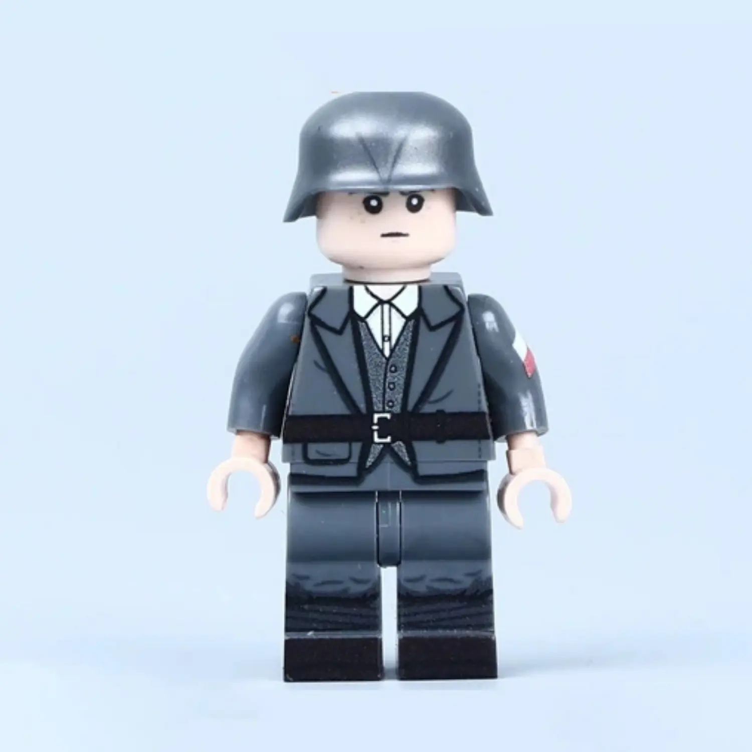 Minifigure - Polish Partisan Resistance Fighter (Home Army Armia Krajowa) WWII (LEGO Compatible)