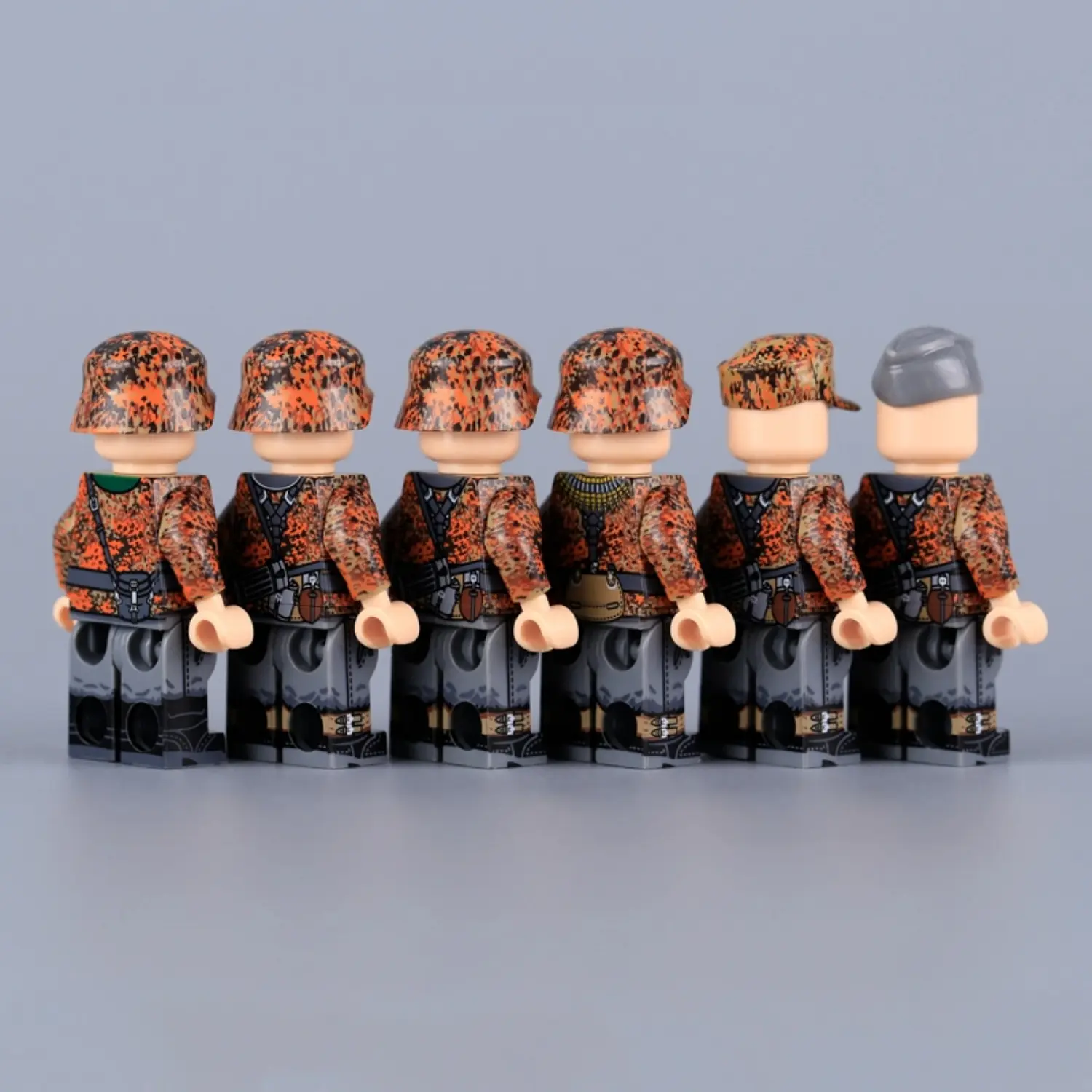 the back of t he Minifigure - Waffen-SS Infantry Squad equipped in camouflage WWII (LEGO Compatible)