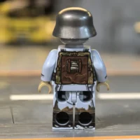 Minifigure - German Anti-Aircraft Artillery Soldier (Winter) WWII (LEGO Compatible)