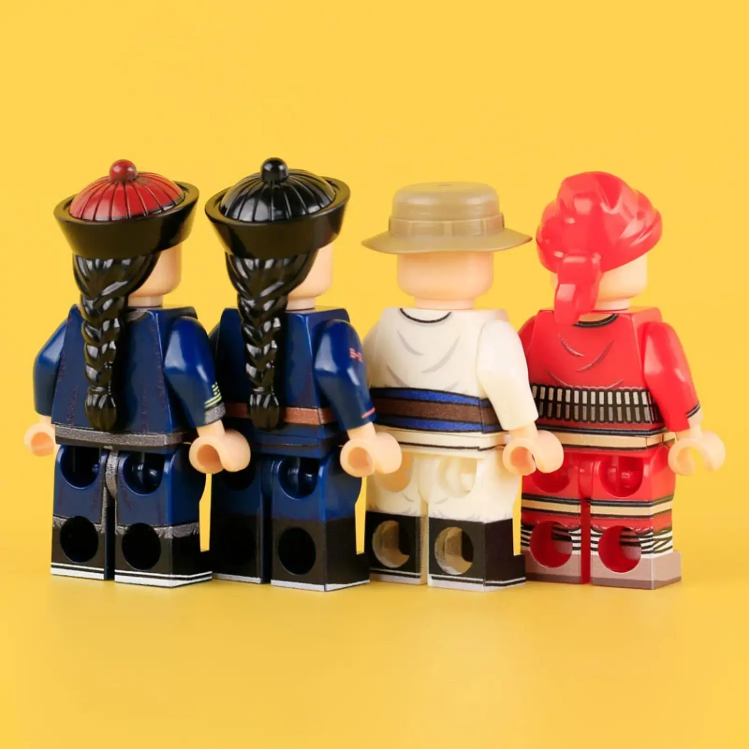 the back of the Minifigure – Late Qing Dynasty Imperial Army Series (The New Army & Boxer Rebellion Era Squad) (LEGO Compatible)