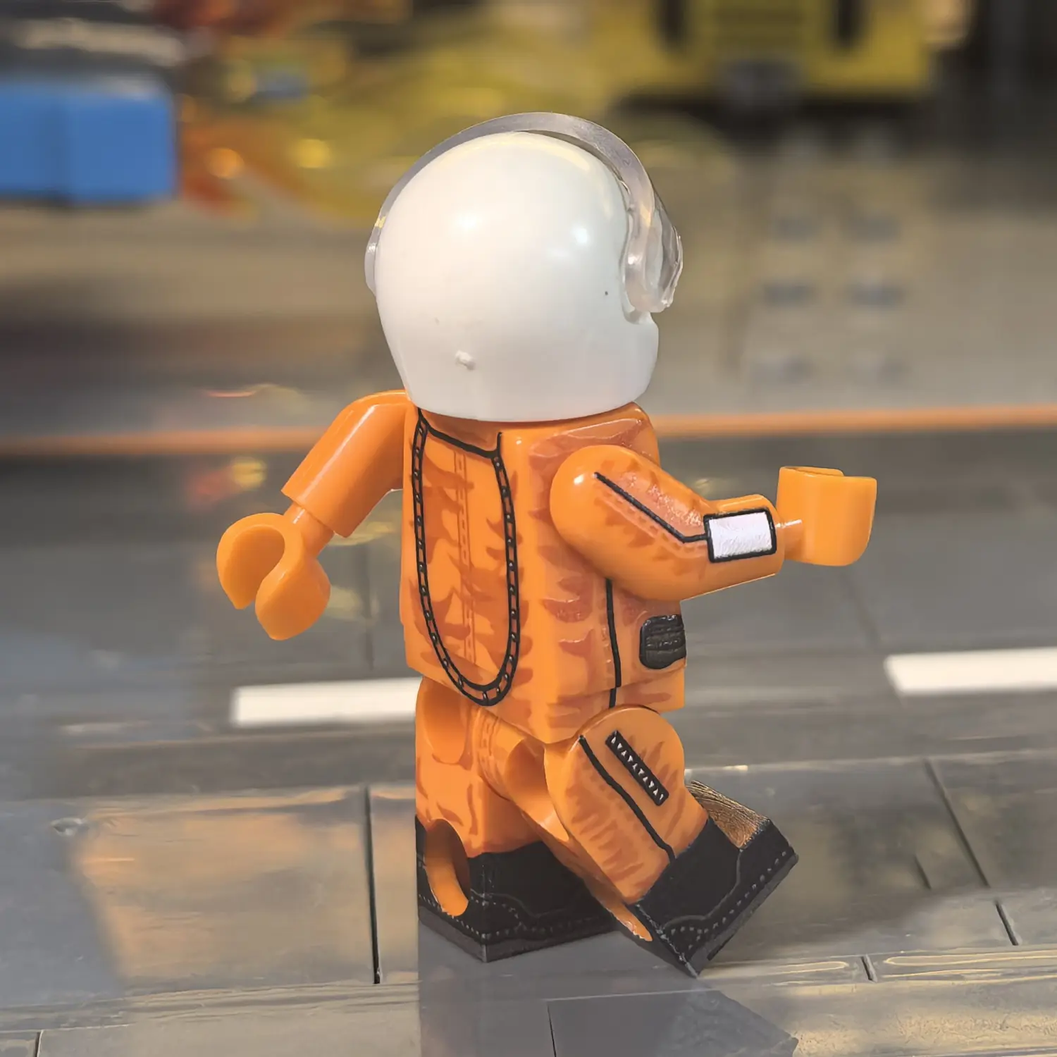 the back of the Minifigure – Yuri Gagarin (Soviet Cosmonaut) (The First Human in Space) (LEGO Compatible)
