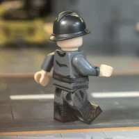 the right back side of the Minifigure - Italian Infantryman (77th Regiment Toscana) WWI (LEGO Compatible)