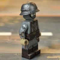 the right side of the Minifigure - Austro-Hungarian Empire Assault Trooper (Sturmtrupp Trench Raider) WWI (LEGO Compatible)
