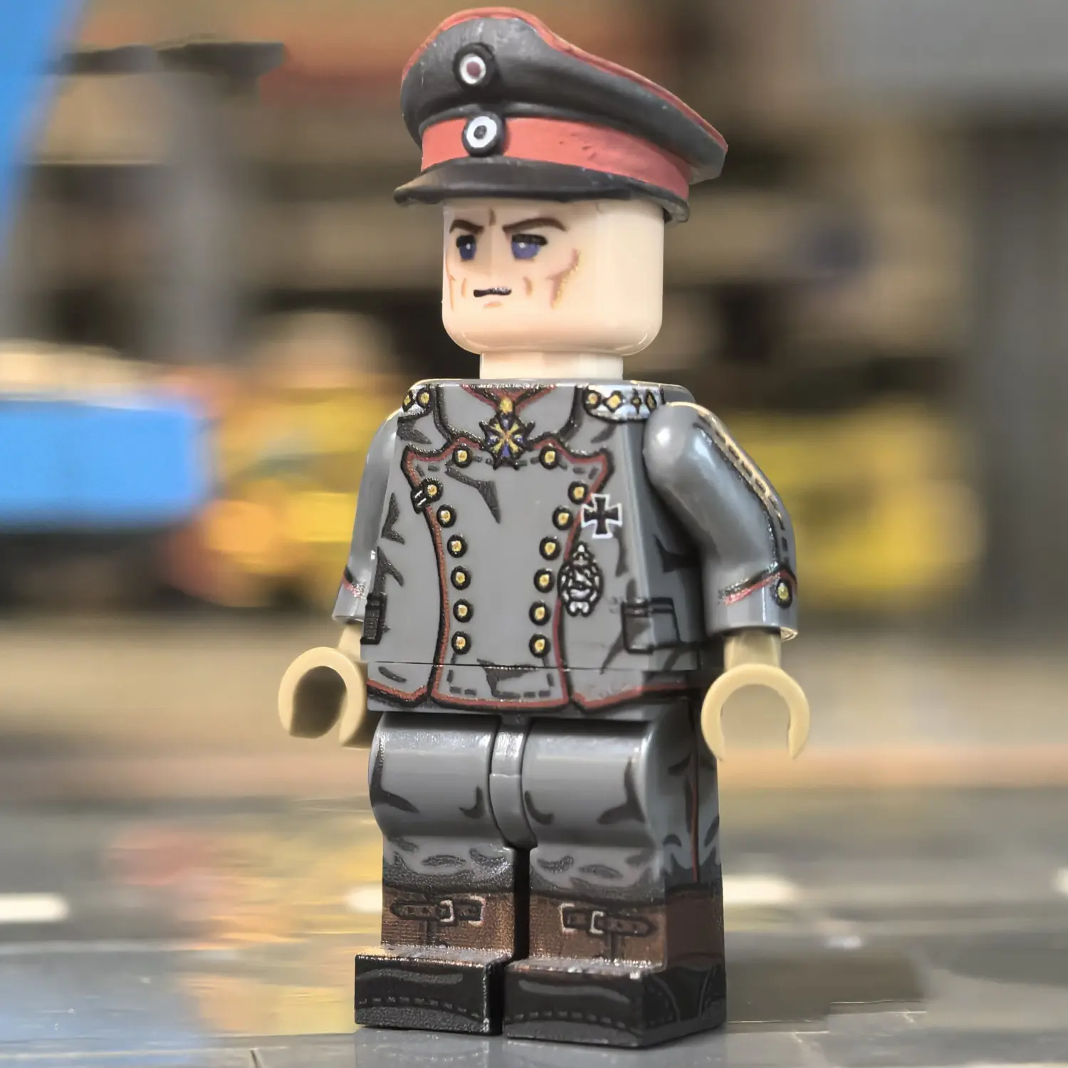 Minifigure - Manfred von Richthofen (The Red Baron Der Rote Baron) the most famous fighter pilot of WWI (LEGO Compatible)