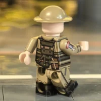 the back of the Minifigure - British Army Infantryman (The Tommy – Pattern 37 Battle Dress) WWII (LEGO Compatible)