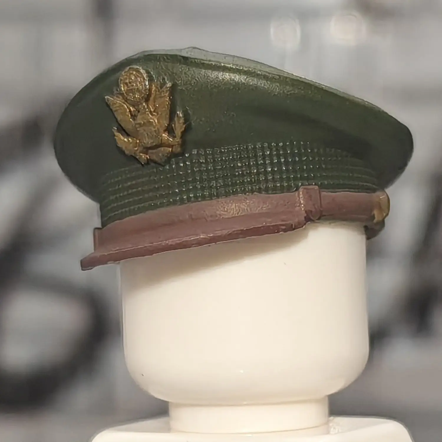 Custom Piece Miniature – US Army Officer Peaked Cap (Tilted Crush Style) (Olive Green, Tilted Wear) – 3D Print for LEGO minifigure 2 Custom Piece Miniature – US Army Officer Peaked Cap (Tilted Crush Style) (Olive Green, Tilted Wear) – 3D Print for LEGO minifigure