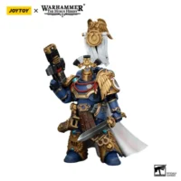 Action Figure - JOYTOY Ultramarines Legion Praetor with Power Sword and Volkite Serpenta 1 18 - Warhammer The Horus Heresy in white background