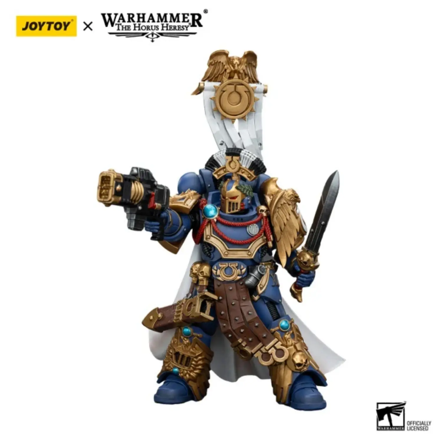 Action Figure - JOYTOY Ultramarines Legion Praetor with Power Sword and Volkite Serpenta 1 18 - Warhammer The Horus Heresy in white background 3
