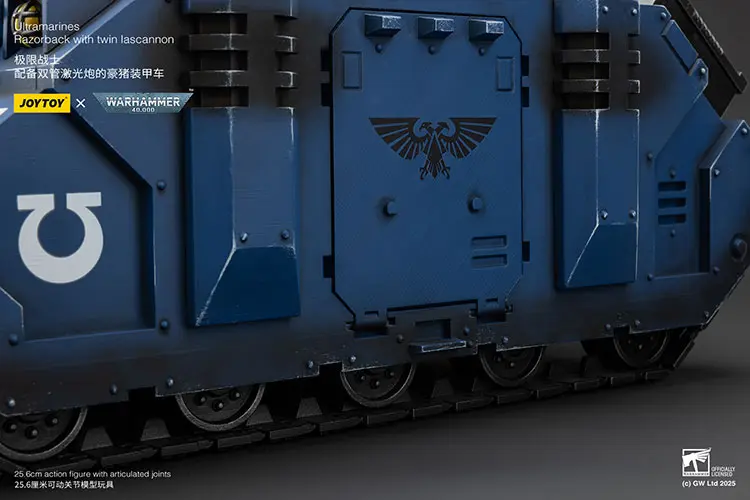 the details of closed door of Action Figure Vehicle - Ultramarines Razorback with Twin Lascannon 1 18 - JOYTOY Warhammer 40K rectangle image The Details Of Closed Door Of Action Figure Vehicle Ultramarines Razorback With Twin Lascannon 1 18 Joytoy Warhammer 40k Rectangle Image