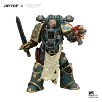 Action Figure Sons Of Horus Maloghurst The Twisted, The Warmaster's Equerry With Legion Standard And Banestrike Bolter 1 18 Jotyoy Warhammer The Horus Heresy In White Background 4