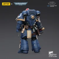 The Back Of Action Figure Ultramarines Titus With Laurels Of Victory 1 18 Joytoy Warhammer 40k